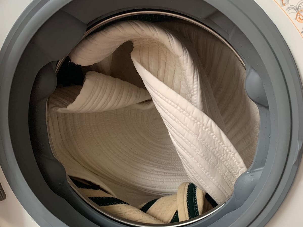 How to Wash and Care for your Jelly-Roll Rug